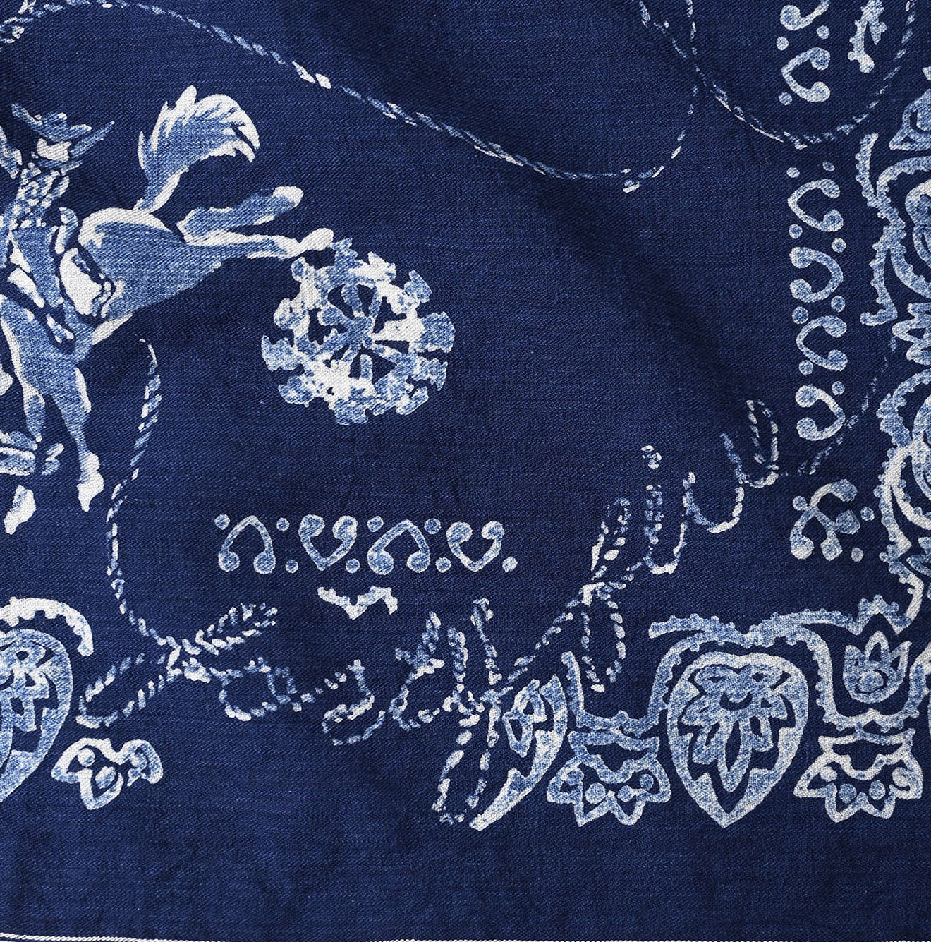 インドカディデニムのカウボーイバンダナ（藍）