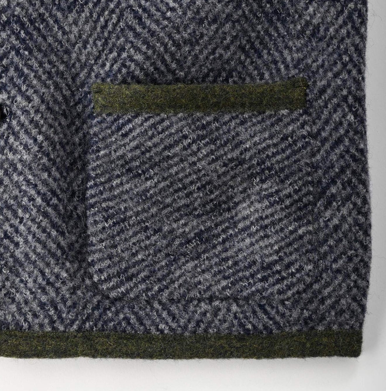 編み柄の908チロリアンジャケット