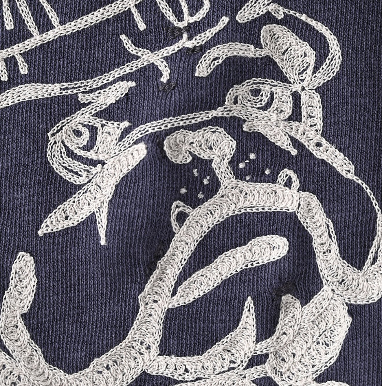 HERITAGE ブルマリン刺繍の裏毛フーディー（サイズ3〜5）